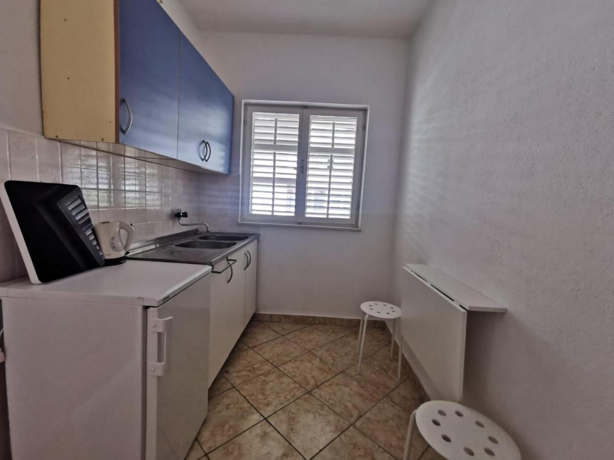 Apartments Angela Makarska Room photo
