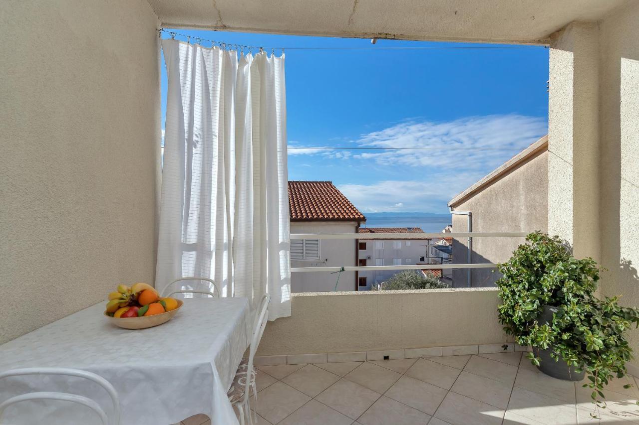 Apartments Angela Makarska Exterior photo